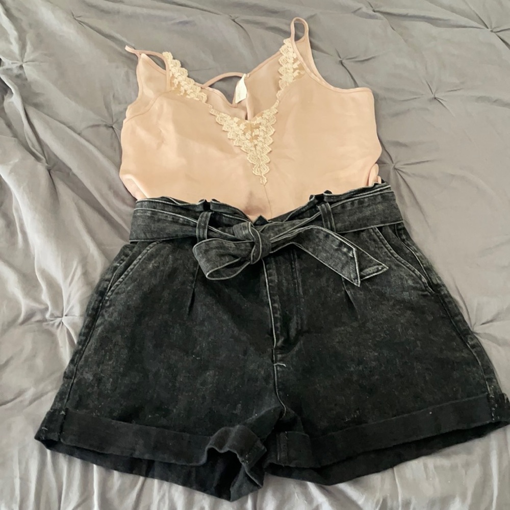 Womans black distress washed high waisted paper bag shorts size 12